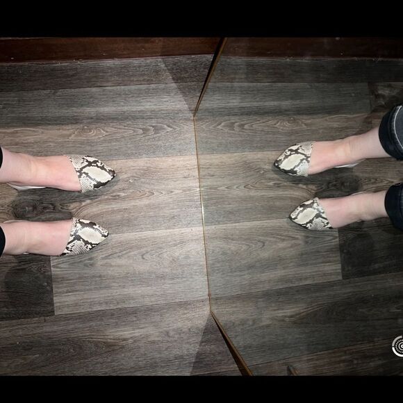 Cute torrid snake skin flats 8W - Picture 7 of 7